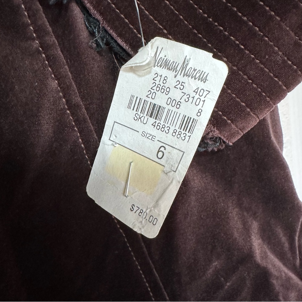 Easton Pearson Velvet Blazer in Deep Brown - Picture 7 of 14
